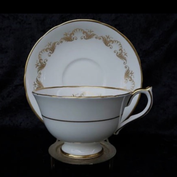 LouisXV “Breakfast For Two” service  by Aynsley, John. Fine bone china. England - Picture 16 of 17